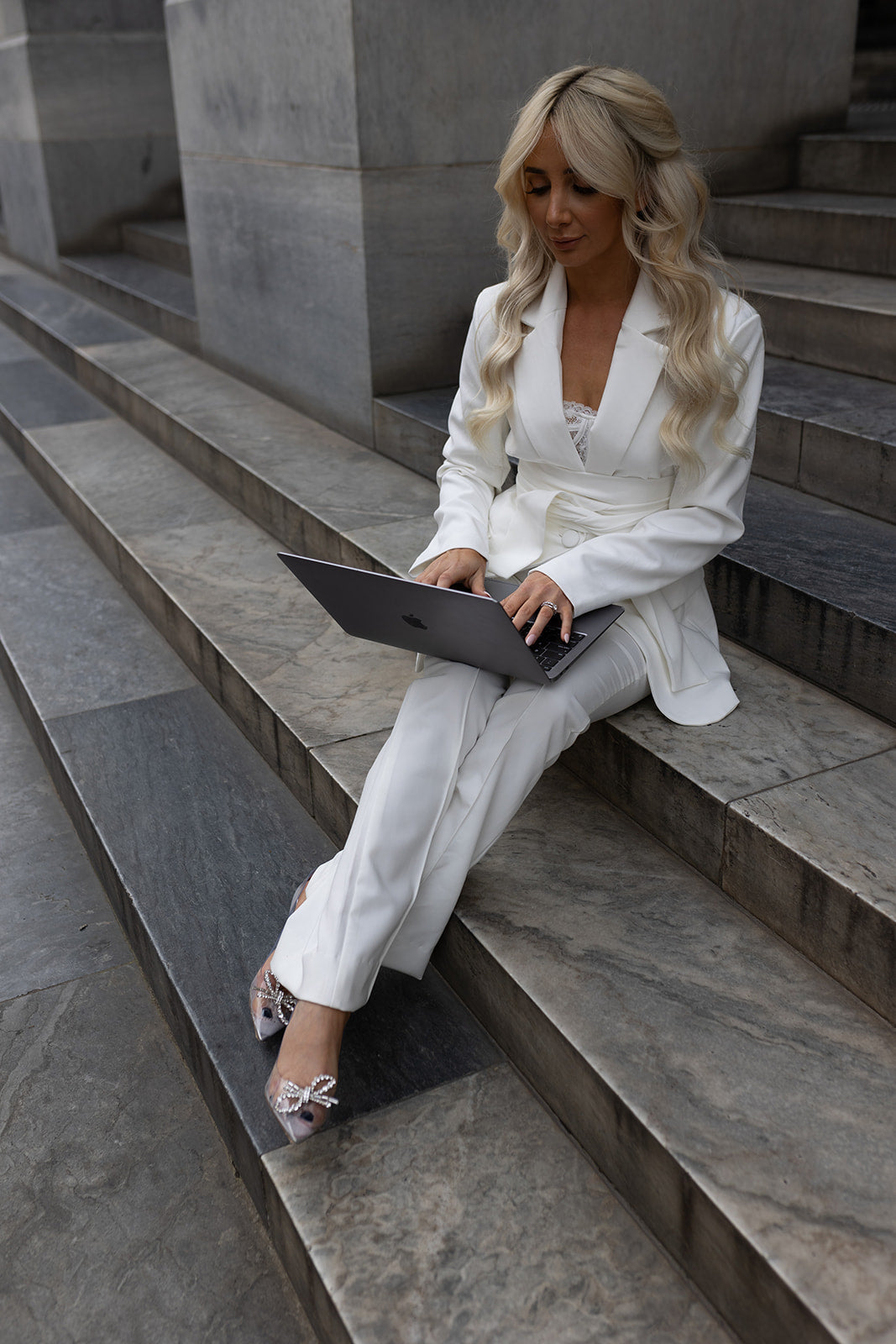 How to Write a Job Description That Will Attract the Perfect Team Members